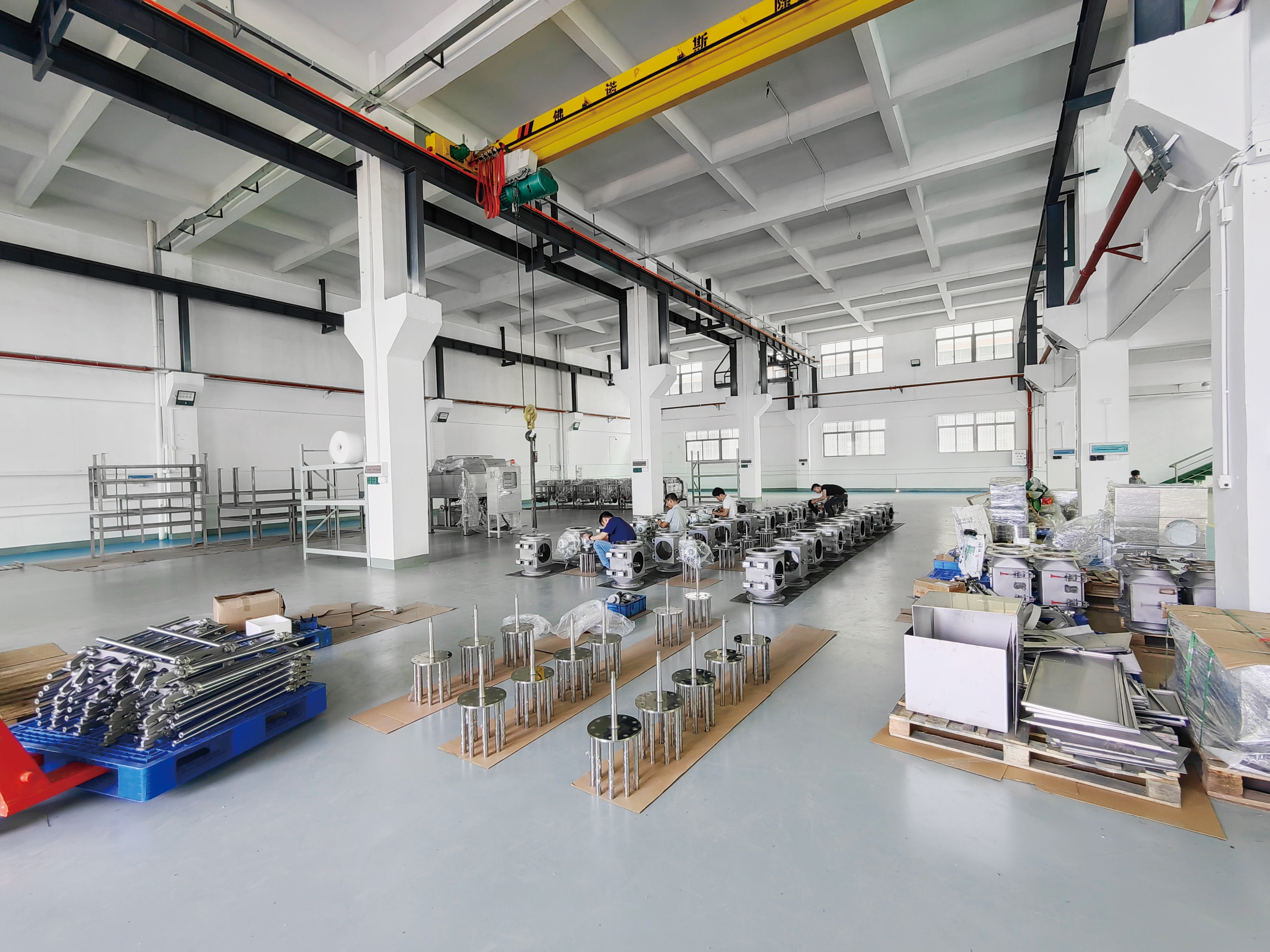 Équipement d'élimination du fer en céramique